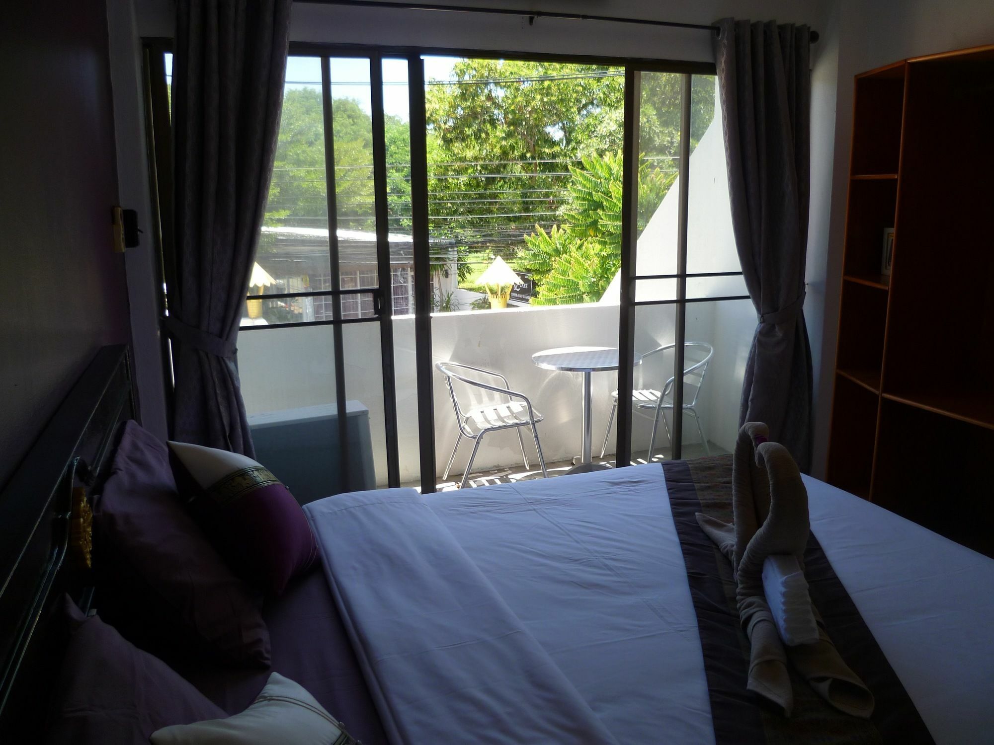 Palada Guesthouse HHQ Exterior foto